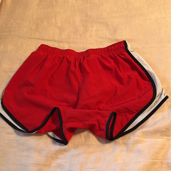 Nike Running Shorts - Picture 6 of 6